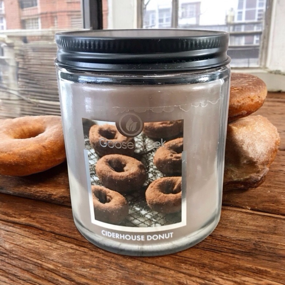 🆕35+Hrs. Ciderhouse Donut Single Wick Candle